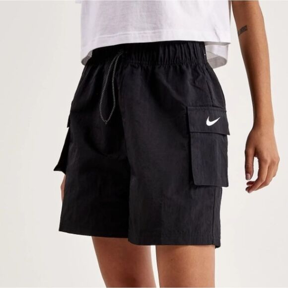 1275 NWT Womens Nike Woven High-Rise Shorts Small - Picture 1 of 7